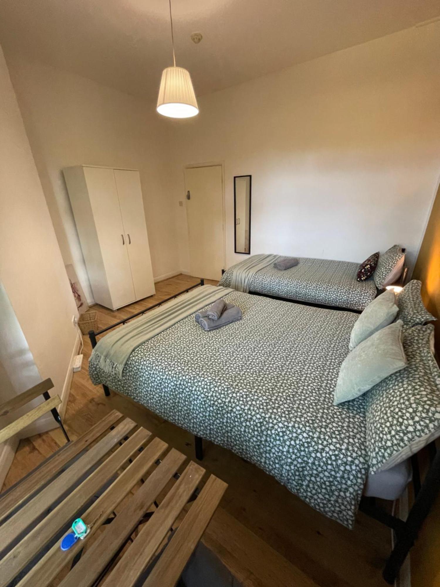 Contemporary Private Rooms Near Central Londres Exterior foto